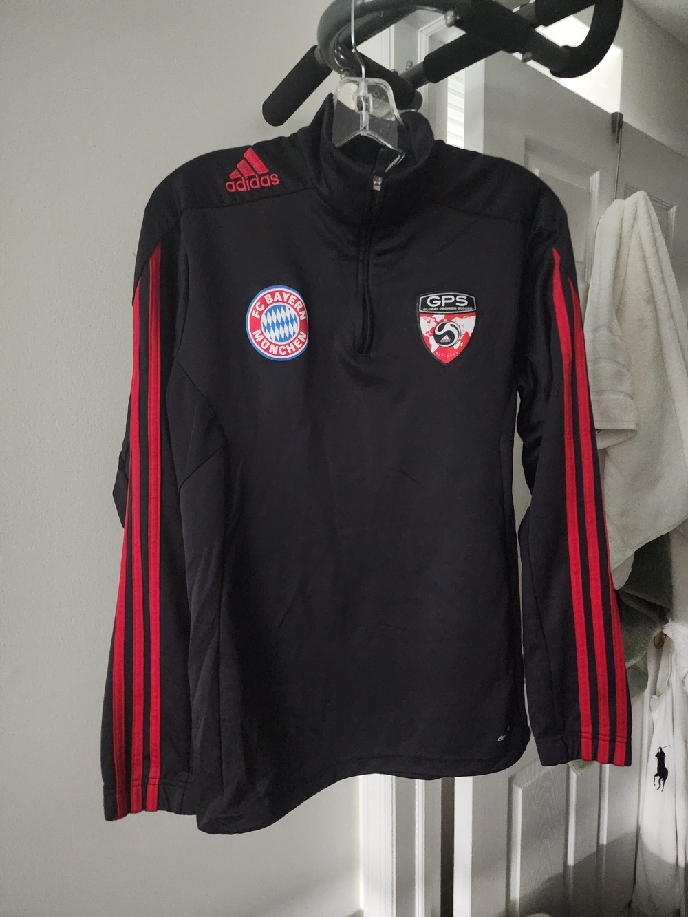 Adidas Black Pullover Training Top with Red Stripes and Team Patches. Never Worn